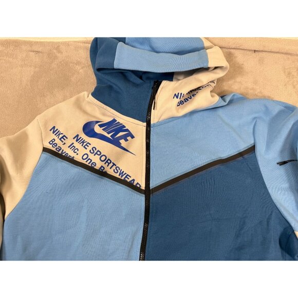 Nike Blue and White Performance Jacket - Picture 4 of 13